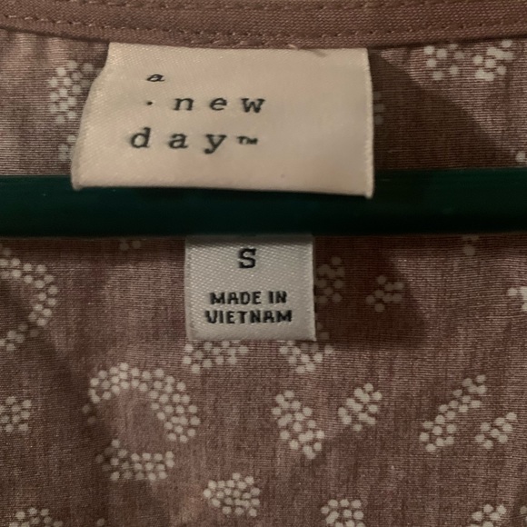 Lovely casual dress!! - Picture 2 of 2